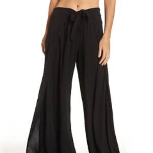 Becca Modern Muse Flyaway Pants